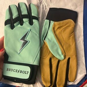 Bruce Bolt Patriot Series Short Cuff Batting Gloves- Liberty Green Size M